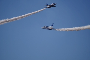 曲技飛行 BlueImpulse オポジットコンティニュアスロール