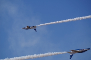 曲技飛行 BlueImpulse タッククロス