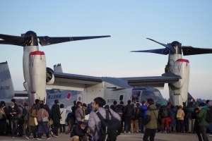 地上展示 V-22