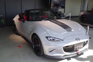 MAZDA SPIRIT RACING ROADSTER 12R